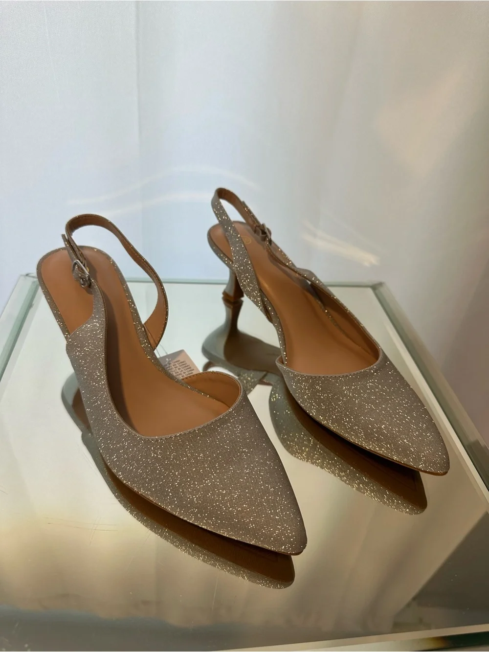 Mysoft Silver Glitter Slingback Kitten Heel Pumps Sz 8.5 NWT
